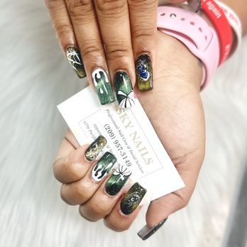 Sky Nails & Spa - Cat-eye claws and Halloween hues at Sky Nails! #HalloweenNails #CatEyeMani #SkyNailsMagic #SpookyNailArt #skynails209 #nailsdesign #nails - Waxing Near Me - Stockton, California Sky Nails & Spa - Cat-eye claws and Halloween hues at Sky Nails! #HalloweenNails #CatEyeMani #SkyNailsMagic #SpookyNailArt #skynails209 #nailsdesign #nails - Waxing Near Me - Stockton, California