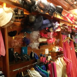 Tie Rack - Chapeaux!