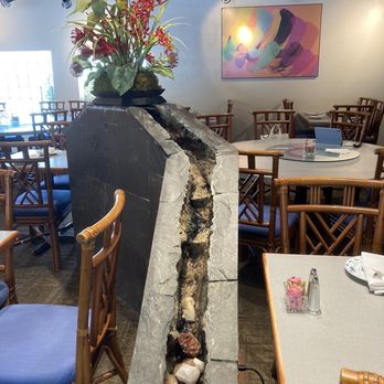 Hunan by the Falls - Beautiful relaxing environment - Chinese Near Me - Chagrin Falls, Ohio Hunan by the Falls - Beautiful relaxing environment - Chinese Near Me - Chagrin Falls, Ohio