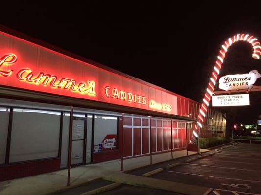 Lammes Candies at Airport Blvd by null