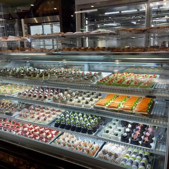 Villabate Alba - Rows and rows of pastries x - Bakeries Near Me - Brooklyn, New York