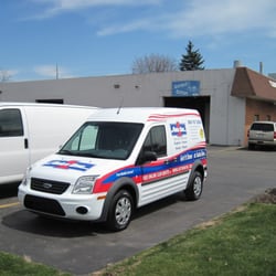 Auto One Glass & Accessories - Auto One offers mobile auto glass service to your home or workplace.
