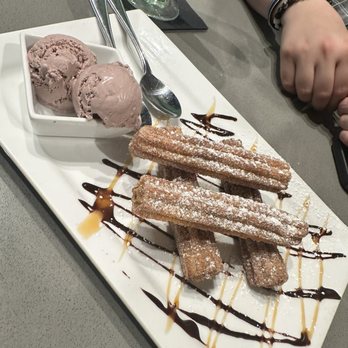 Mi Chante Mexican Cuisine - Churros with blueberry ice cream - Bars Near Me - Prosper, Texas Mi Chante Mexican Cuisine - Churros with blueberry ice cream - Bars Near Me - Prosper, Texas