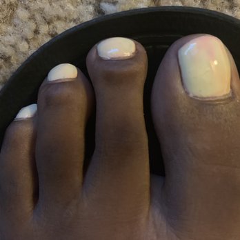 Glamour Nail Spa - One week later polish turned green. - Nail Salons Near Me - Renton, Washington