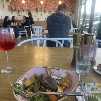Rose Cafe - Steak and eggs and pomegranate cosmo - Breakfast & Brunch Near Me - Oceanside, California
