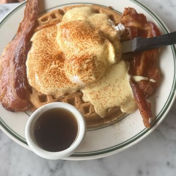 Harry's Coffee Shop - B.W. Benny - Breakfast & Brunch Near Me - Del Mar, California