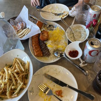 Vala Kitchen - Persian/Iranian Near Me - Los Angeles, California
