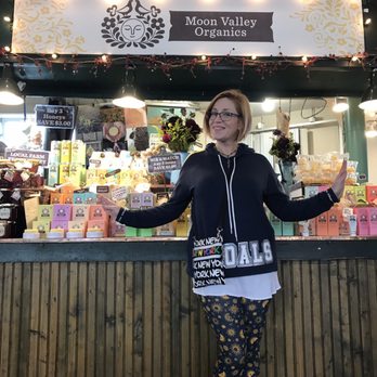 Moon Valley Organics - Cosmetics & Beauty Supply Near Me - Seattle, Washington Moon Valley Organics - Cosmetics & Beauty Supply Near Me - Seattle, Washington