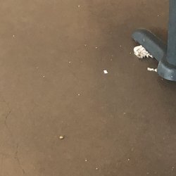 Lotus Pavilion - Disgusting sticky floor covered with food and it was not even busy