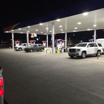 Stripes - a gas station at night - Convenience Stores Near Me - Lampasas, Texas Stripes - a gas station at night - Convenience Stores Near Me - Lampasas, Texas