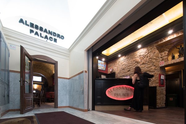 Alessandro Palace & Bar by null