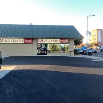 Kickin KAsian - Seafood Near Me - Northridge, California