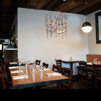 Craft 14 Kitchen + Bar - Bars Near Me - Wilton, Connecticut Craft 14 Kitchen + Bar - Bars Near Me - Wilton, Connecticut