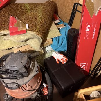 Majano’s - They piled up old carpet in the bedroom corner with one of blankets underneath. It's that blue sticking out - Flooring Near Me Majano’s - They piled up old carpet in the bedroom corner with one of blankets underneath. It's that blue sticking out - Flooring Near Me