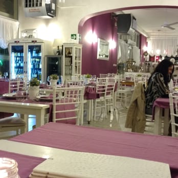 Mamaflò - Interno - Seafood Near Me - Lido di Ostia, RM