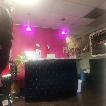 Polelateaz - Dance Schools Near Me - Atlanta, Georgia Polelateaz - Dance Schools Near Me - Atlanta, Georgia