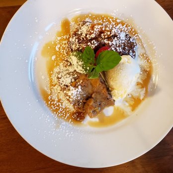 Googie Grill - Bread pudding? - American Near Me - Seaside, California Googie Grill - Bread pudding? - American Near Me - Seaside, California