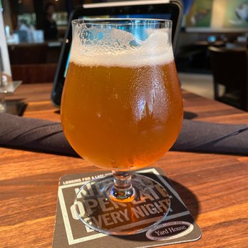 Yard House - A Beer I didn't want Beeotch.... they lackin - Bars Near Me - Hallandale Beach, Florida