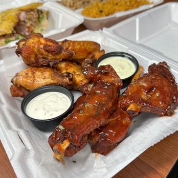 El Sitio - Mojo wings and ribs - Puerto Rican Near Me - Hartford, Connecticut El Sitio - Mojo wings and ribs - Puerto Rican Near Me - Hartford, Connecticut