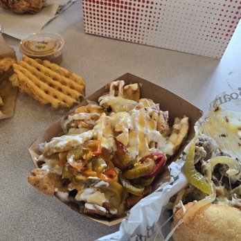 EARL Kapolei - Earls fries - Sandwiches Near Me - Kapolei, Hawaii EARL Kapolei - Earls fries - Sandwiches Near Me - Kapolei, Hawaii