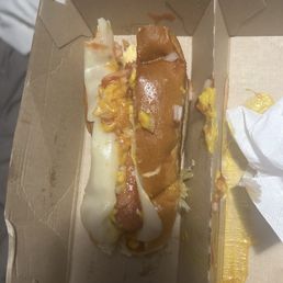 The ice cold hotdogs I ordered that was not split nor crispy and no avocado! The ice cold hotdogs I ordered that was not split nor crispy and no avocado!