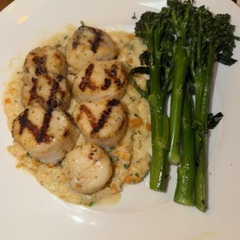 Seasons 52 - Caramelized Grilled Sea Scallops - New American Near Me - Dunwoody, Georgia Seasons 52 - Caramelized Grilled Sea Scallops - New American Near Me - Dunwoody, Georgia
