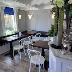 Vegan Danish Bakery - Dine in option