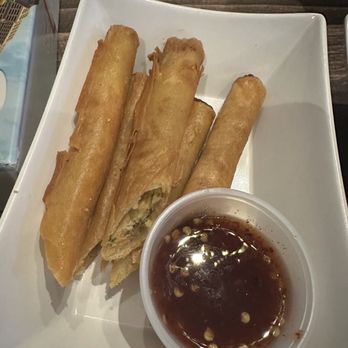 Midtown Spirits - Lumpia - Bars Near Me - Sacramento, California