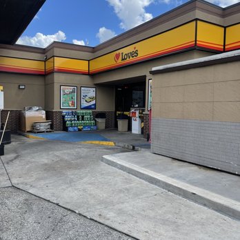 Love's Travel Stop - Convenience Stores Near Me - Katy, Texas