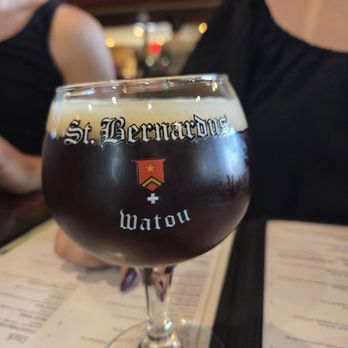 Vino Di Sedona - Beer - Wine Bars Near Me - Sedona, Arizona