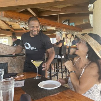 Oasis on the Beach - Great Service - Hawaiian Near Me - Kapaa, Hawaii Oasis on the Beach - Great Service - Hawaiian Near Me - Kapaa, Hawaii