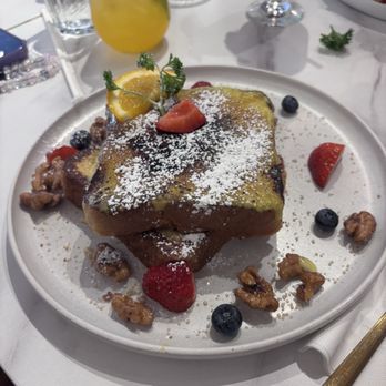 Taste & Glory - Banana Brûlée French Toast - Breakfast & Brunch Near Me - San Mateo, California Taste & Glory - Banana Brûlée French Toast - Breakfast & Brunch Near Me - San Mateo, California