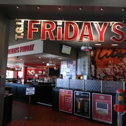 T.G.I Friday's - Store front