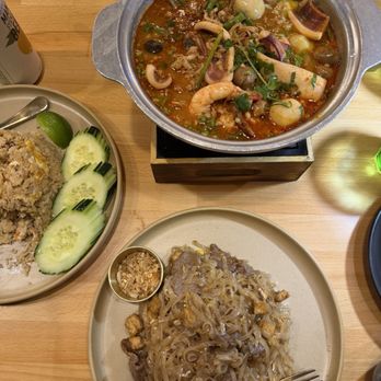 Manaao - Pad Thai - Thai Near Me - Tustin, California