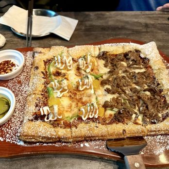 Fun Beer King - Half and half k-pizza - Gastropubs Near Me - Glenview, Illinois