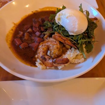 Red Feather Kitchen - Shrimp and grits with a poached egg - New American Near Me - Cincinnati, Ohio