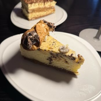 Tre Vele - Cannoli Cheesecake - Italian Near Me - Sandy Springs, Georgia Tre Vele - Cannoli Cheesecake - Italian Near Me - Sandy Springs, Georgia