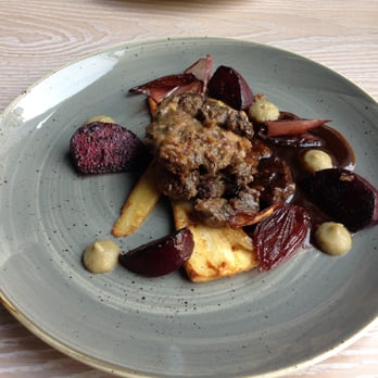 Avocado  Restaurant & Wine - Beef Cheeks - Steakhouses Near Me - Poznań, WP
