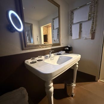 Hotel Papadopoli - Guest bathroom - Hotels Near Me - Venezia, VE