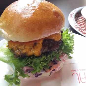 Royal Gourmetburger og Gin - the 'sommerburger' - Bars Near Me - Bergen, 12