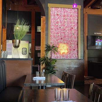 Fuego Restaurant & Lounge - Breakfast & Brunch Near Me - Seattle, Washington Fuego Restaurant & Lounge - Breakfast & Brunch Near Me - Seattle, Washington