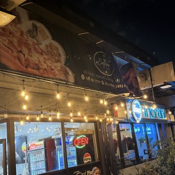 Empire Express Pizza - Pizza Near Me - Miami, Florida Empire Express Pizza - Pizza Near Me - Miami, Florida