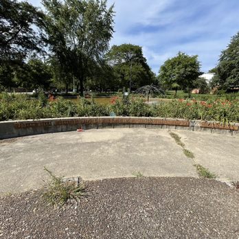 Nichols Park - Parks Near Me - Chicago, Illinois