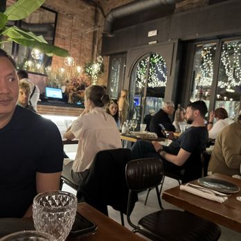 Le Romane - Italian Near Me - Barcelona, B