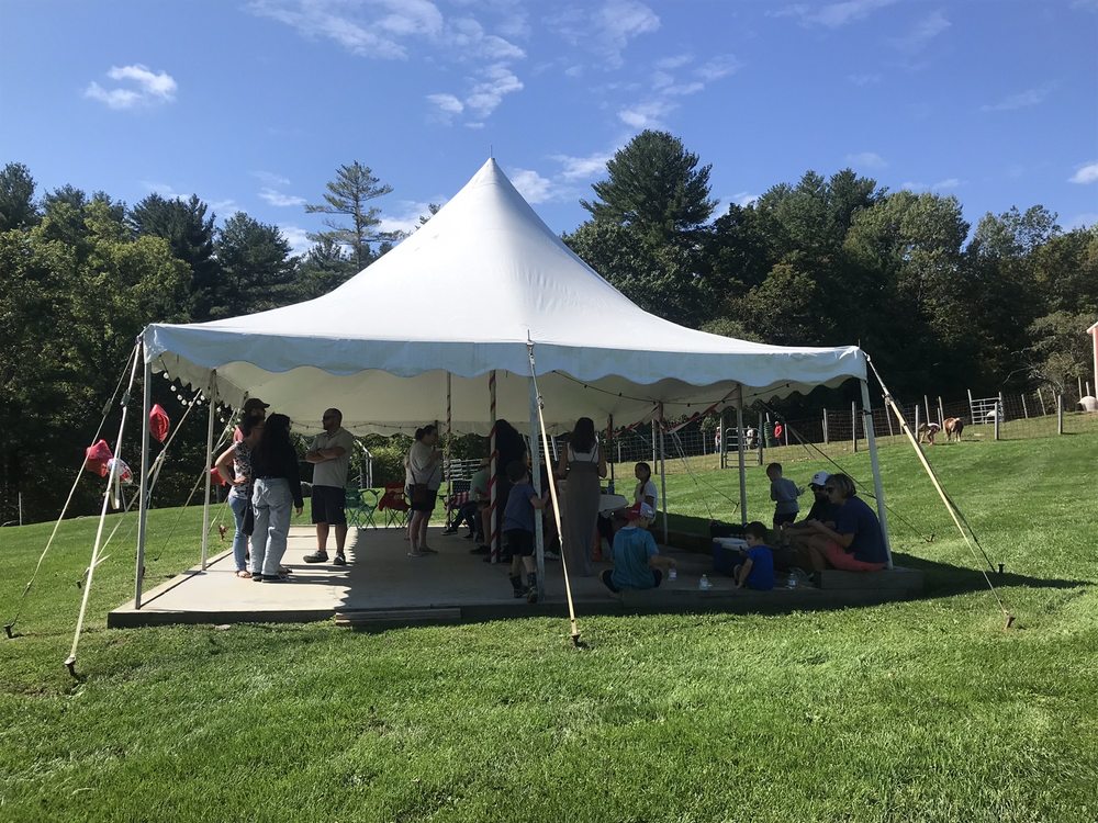 HYLAND ORCHARD & BREWING Updated October 2024 33 Photos & 34