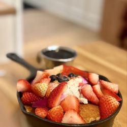 Bluestone Lane Manhattan Beach Café