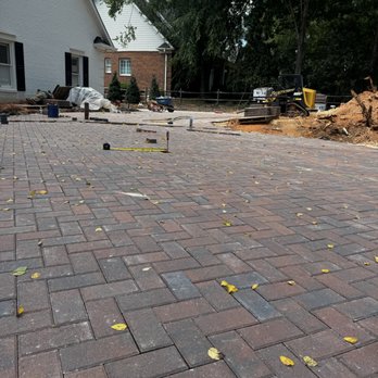Infinity Hardscaping - Herringbone holland paver driveway - Landscaping Near Me Infinity Hardscaping - Herringbone holland paver driveway - Landscaping Near Me
