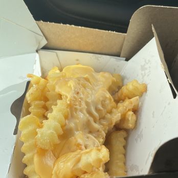 Shake Shack Round Rock - Cheese Fries - Fast Food Near Me - Round Rock, Texas