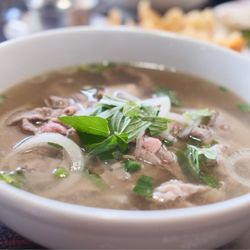 Saito & Pho II - Eye Round Steak Pho