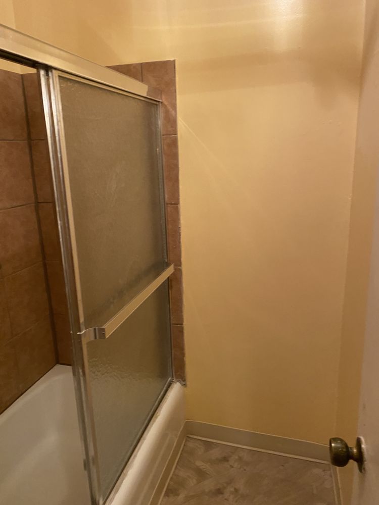 Slide of Chepito Handyman and remodeling